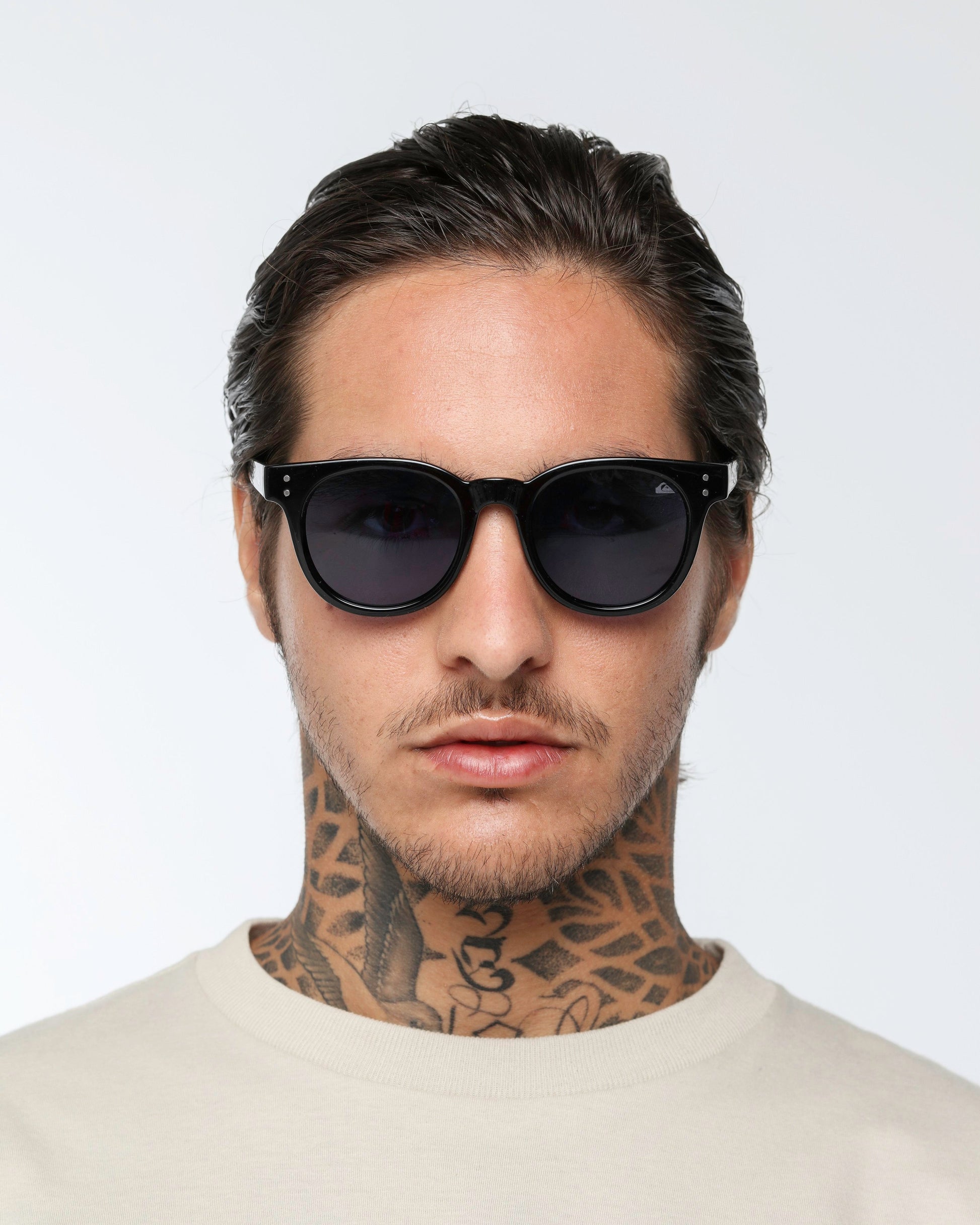 Óculos de Sol Quiksilver Milan - Preto/Azul