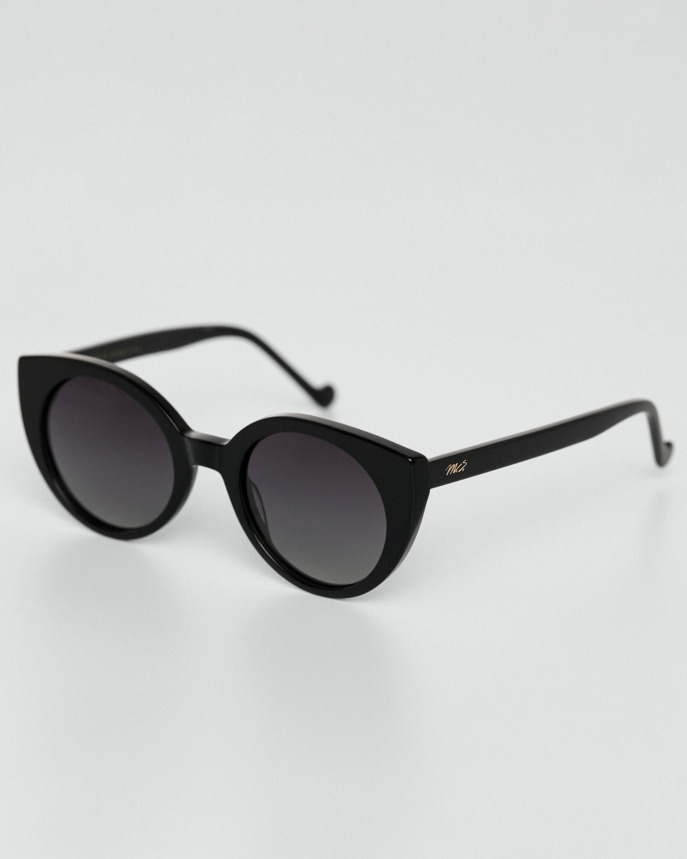 Óculos de Sol Márcia Sensitiva Nox - Preto/Preto