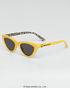 Óculos de Sol Infantojuvenil Hello Kitty Cat Amarelo Sanrio vista lateral