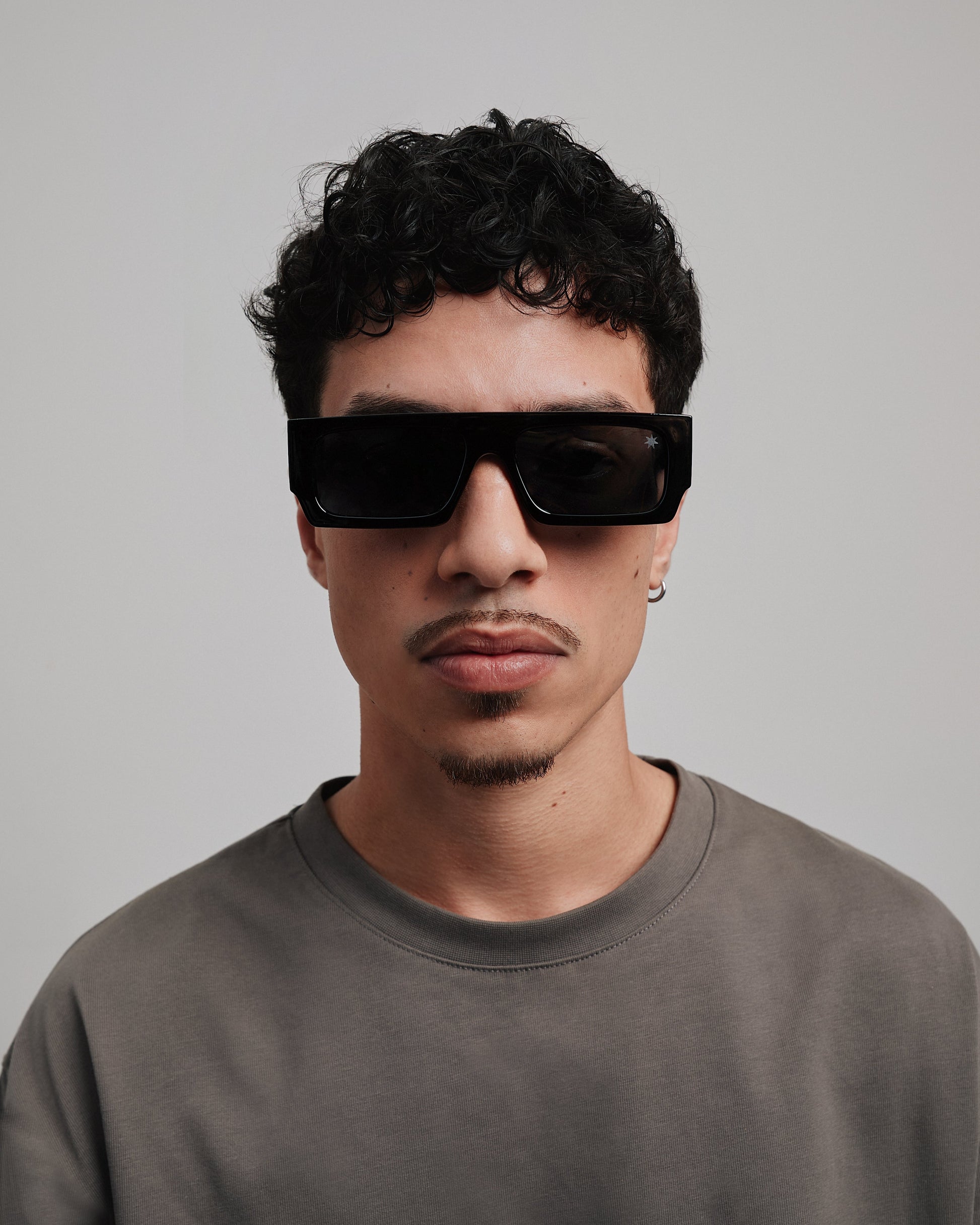 Óculos de Sol DC Grind - Preto/Cinza