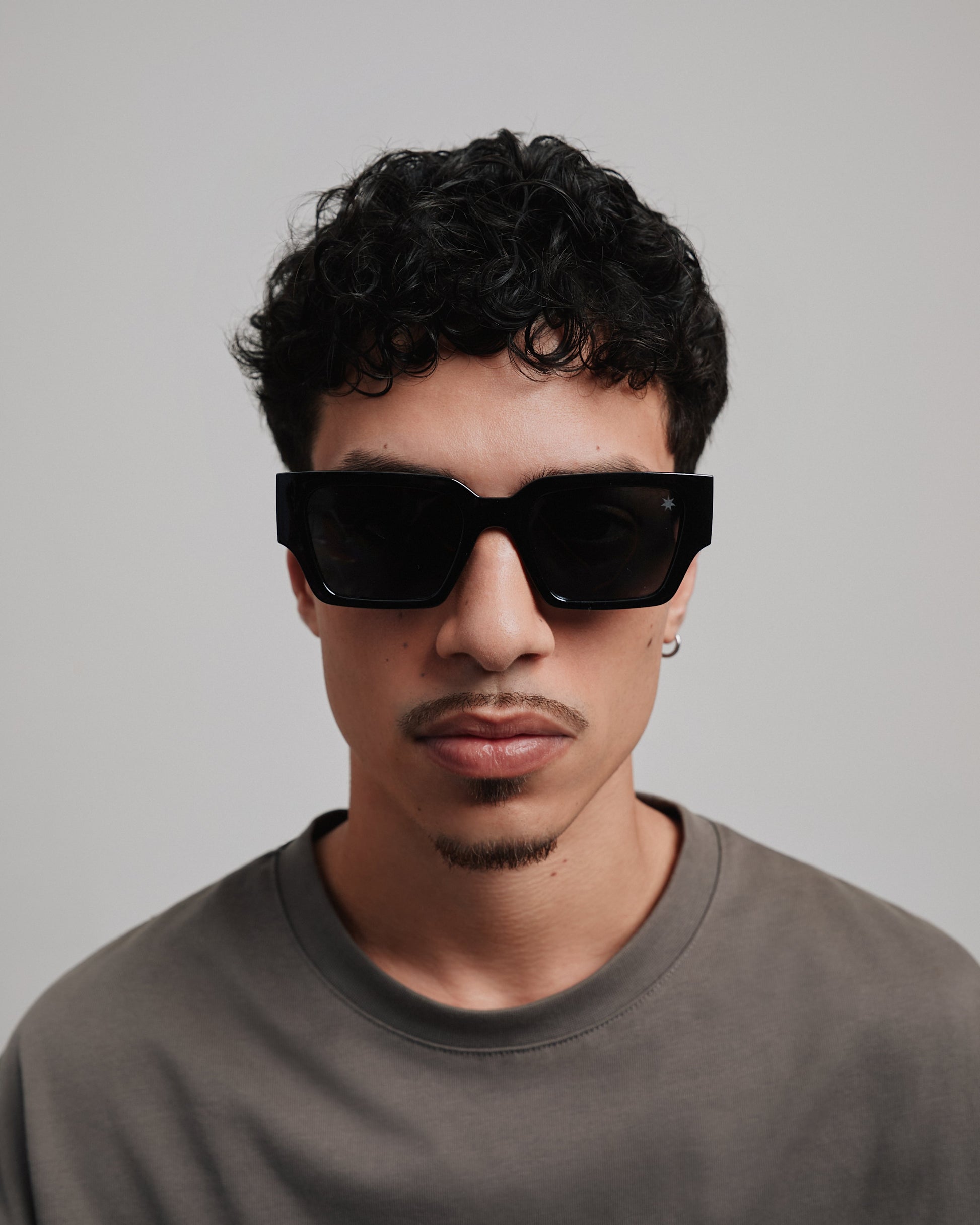 Óculos de Sol DC Kickflip - Preto/Cinza