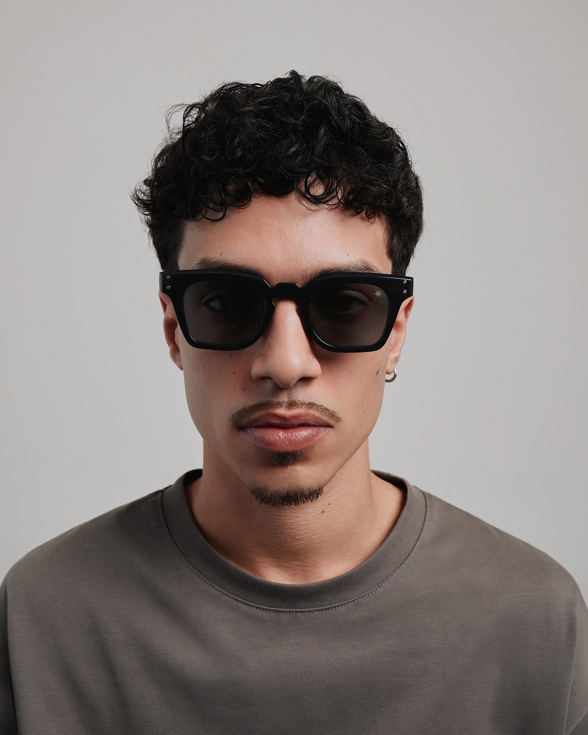 Óculos de Sol DC Ollie - Preto/Cinza