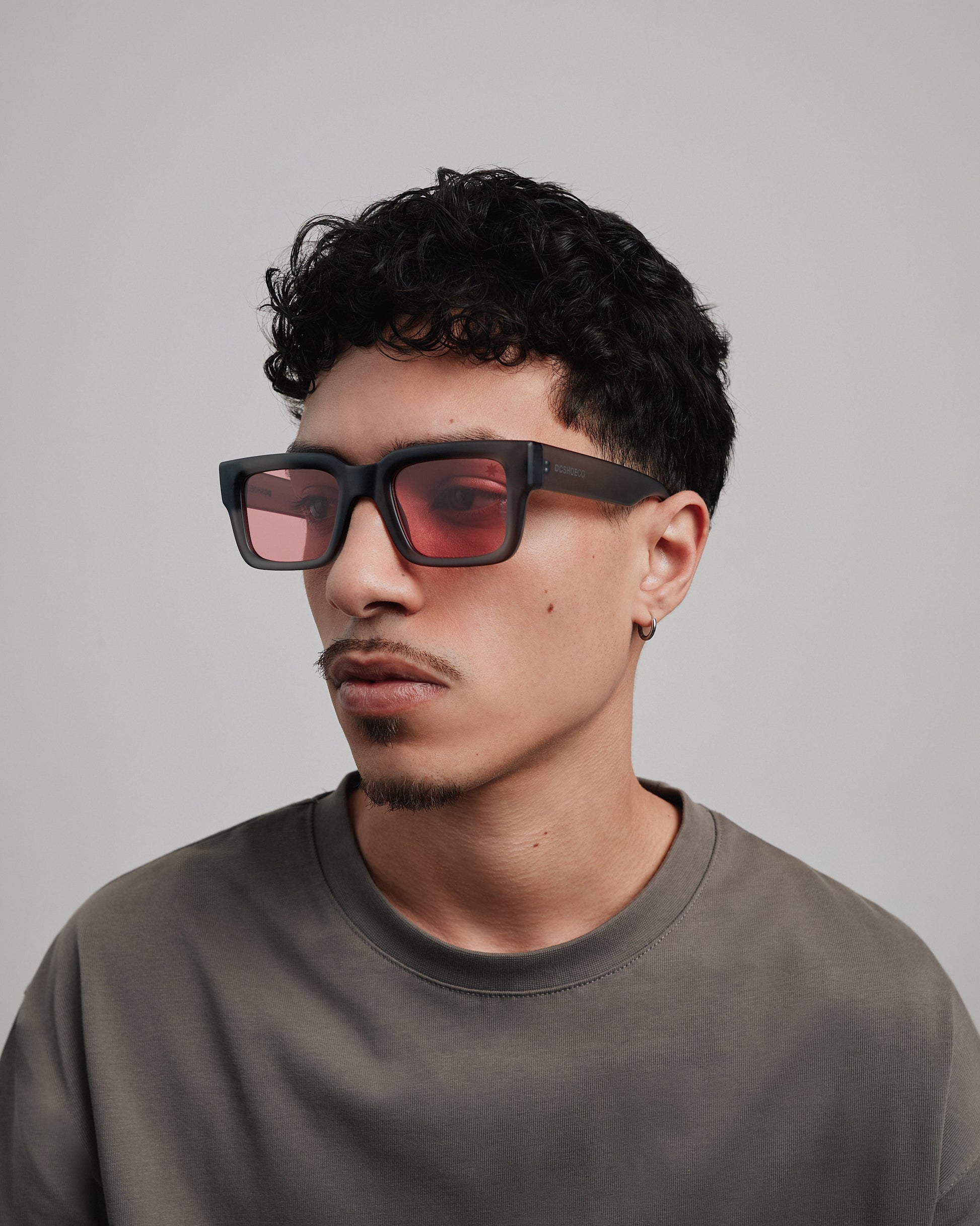 Óculos de Sol DC Shuvit - Cinza/Rosa