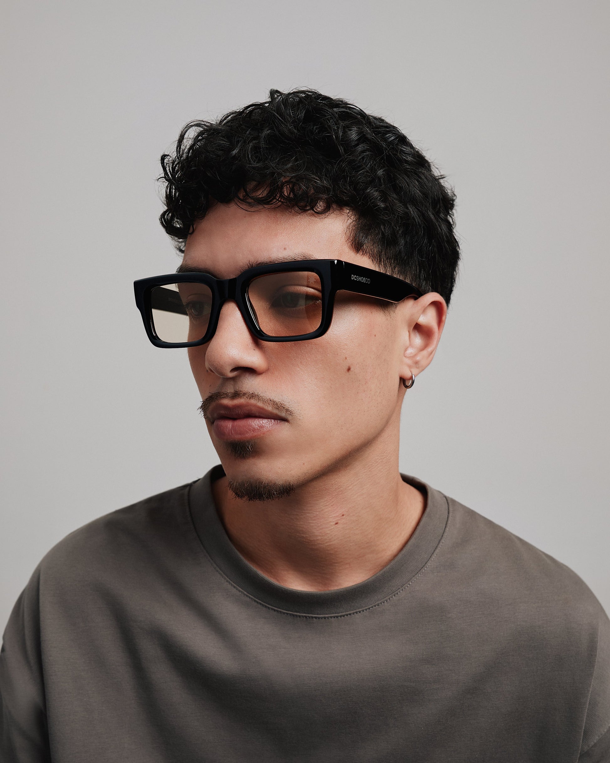 Óculos de Sol DC Shuvit - Preto/Amarelo