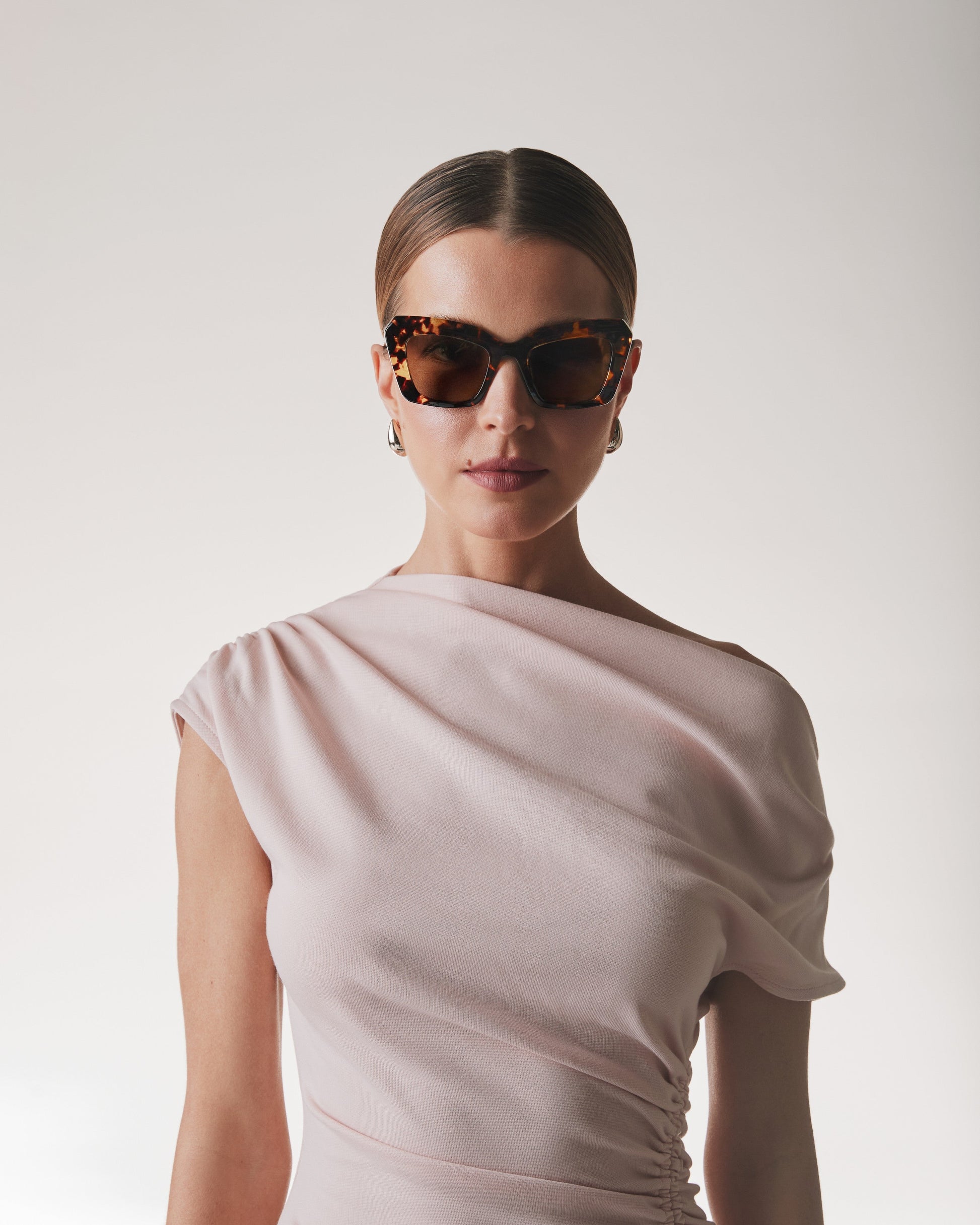 Óculos de Sol Márcia Sensitiva Nyx - Tartaruga/Marrom