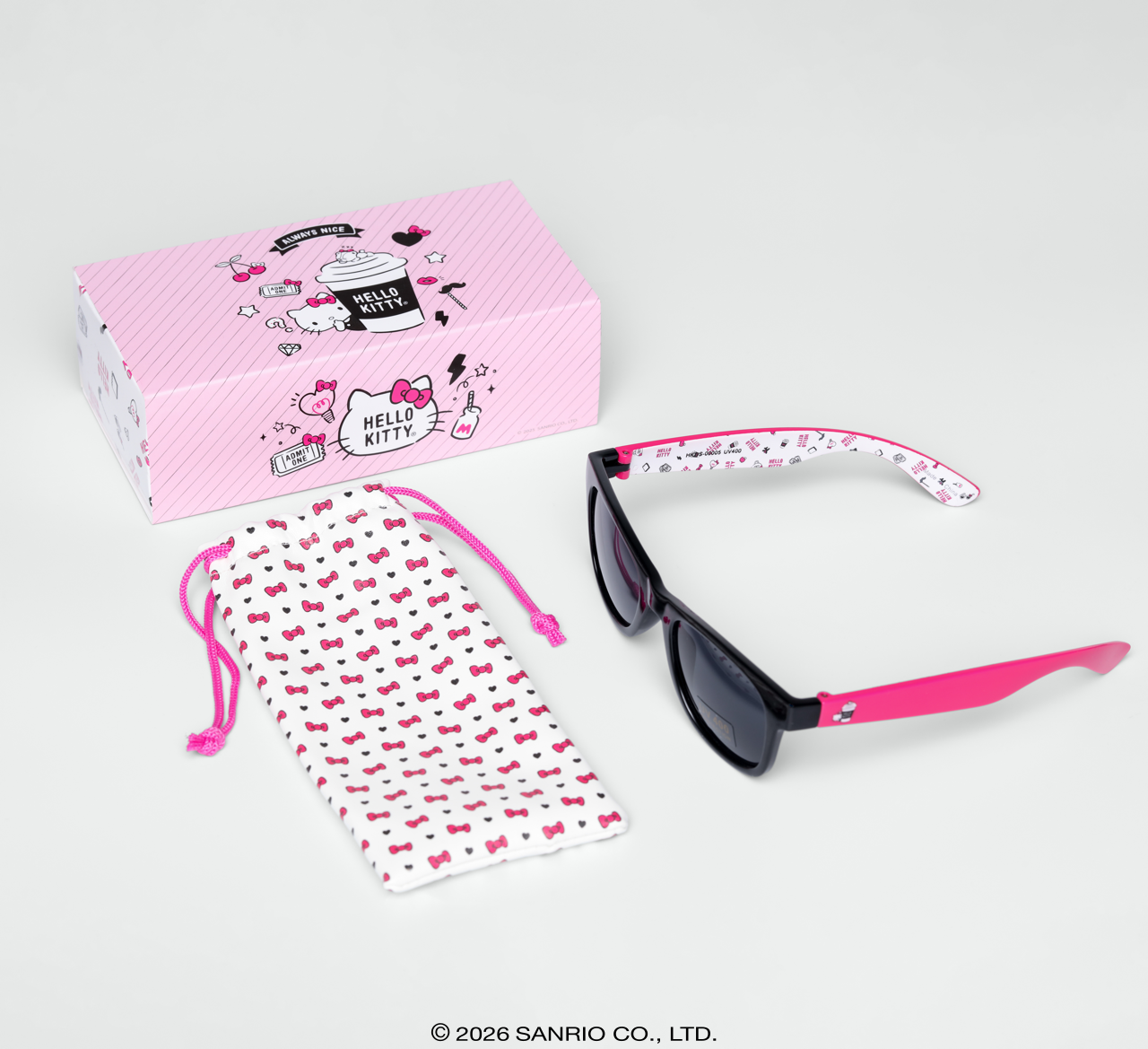 Óculos de Sol Infantojuvenil Hello Kitty Sunlight Preto com case Sanrio