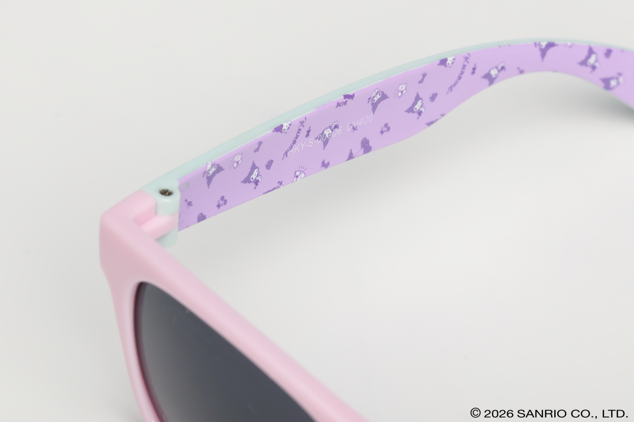 Detalhe rosa nas hastes do Óculos Sunlight Sanrio