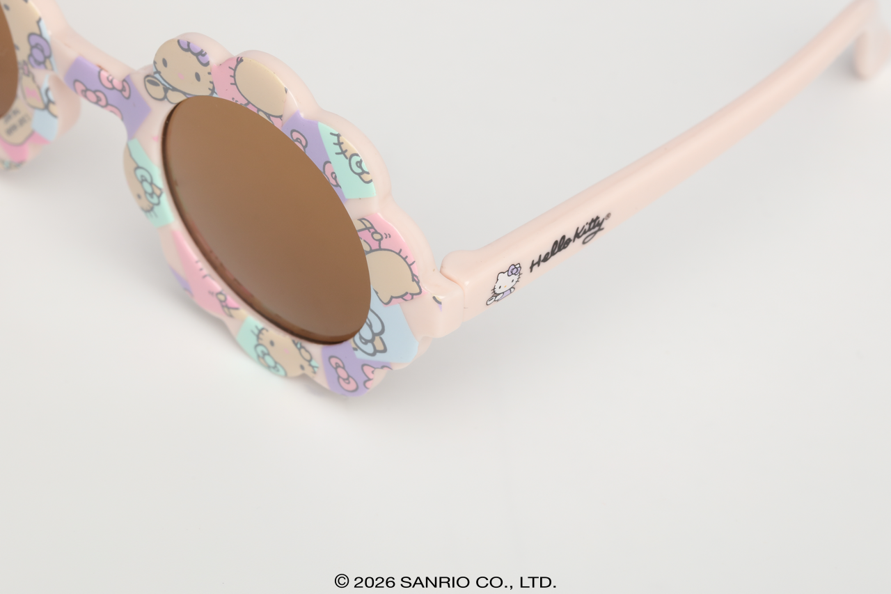 Detalhe da armação em formato floral bege do Óculos Hello Kitty Flower Sanrio